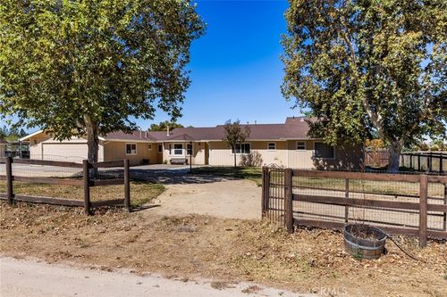 5955 Whispering Oak Way, Paso Robles, CA, 93446-9583 | Card Image