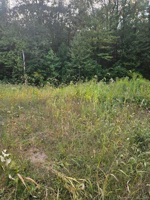 239 Thompson St, Shelton, CT, 06484-5141 | Card Image