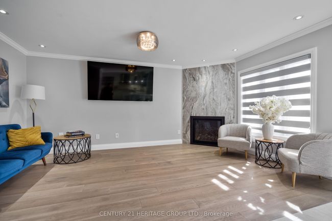 20 Fox Run Lane, House other with 6 bedrooms, 4 bathrooms and 3 parking in Bradford ON | Image 5