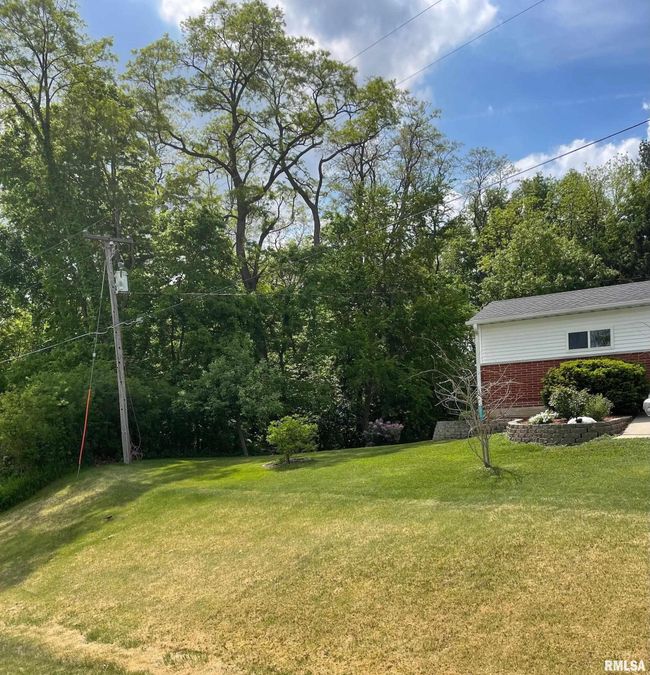 4902 106 Th Ave, House other with 3 bedrooms, 3 bathrooms and null parking in Milan IL | Image 5