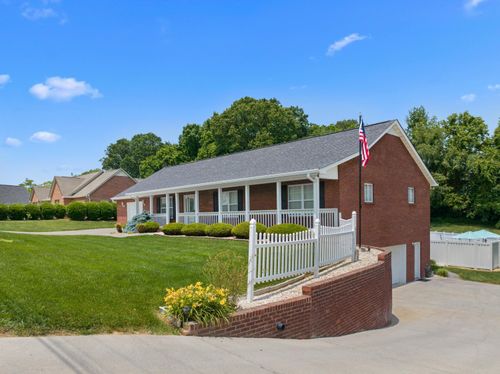 4705 E Hampton Blvd, Morristown, TN, 37813-1150 | Card Image