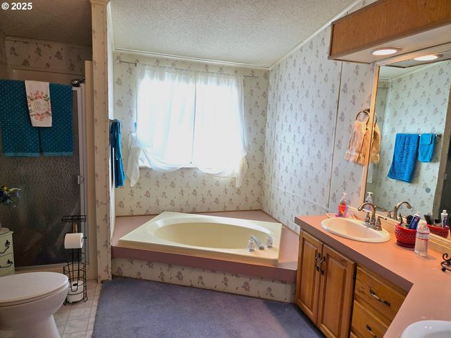 401 Main St, House other with 3 bedrooms, 2 bathrooms and 1 parking in Unity OR | Image 13