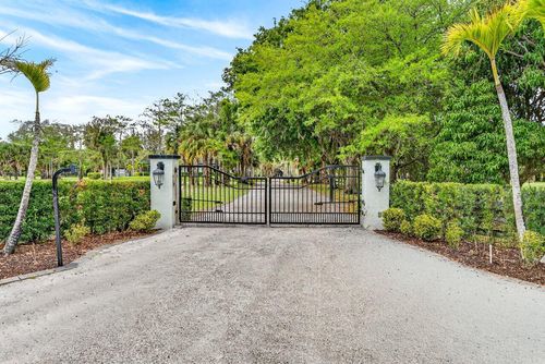 2741 Buck Ridge Trl, Loxahatchee, FL, 33470-2508 | Card Image