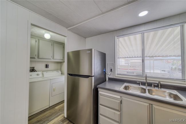 Kitchen | Image 10