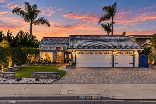 8712 Mossford Dr, Huntington Beach, CA, 92646-3949 | Card Image