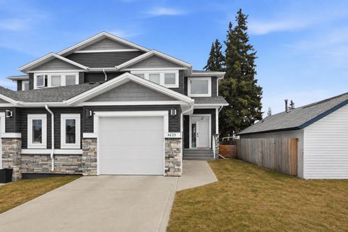 4625 48 St, Sylvan Lake, AB, T4S1L4 | Card Image