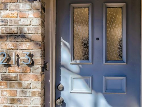 213-1404 Norwalk Ln, Austin, TX, 78703-3758 | Card Image
