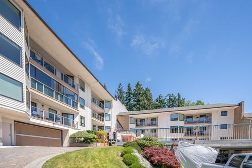 309-1350 Vidal Street, White Rock, BC, V4B5G6 | Card Image