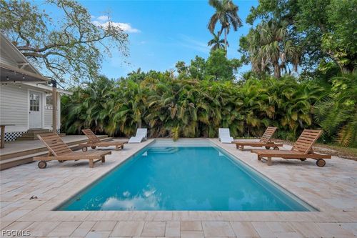2723 2nd St, FORT MYERS, FL, 33916-2630 | Card Image