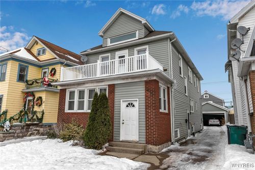 284 Hartwell Road, Buffalo, NY, 14216 | Card Image