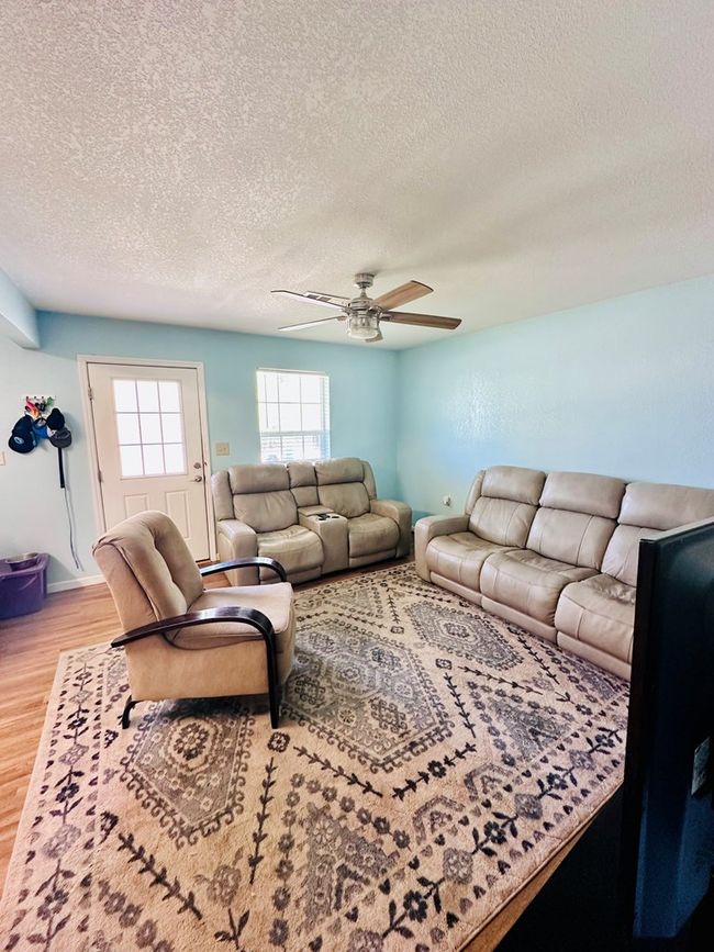 1727 Landing St, House other with 3 bedrooms, 2 bathrooms and 4 parking in Carrabelle FL | Image 18
