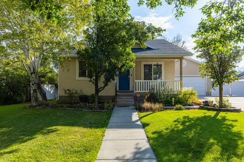 244 Dimaggio Dr, Tooele, UT, 84074-9294 | Card Image