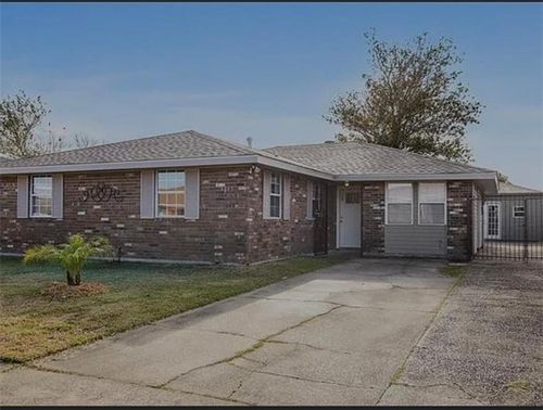 9815 E Rockton Cir, New Orleans, LA, 70127-2229 | Card Image