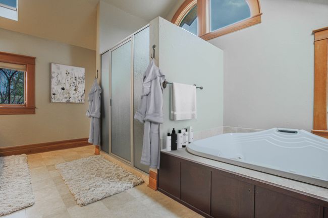 ensuite bathroom | Image 37