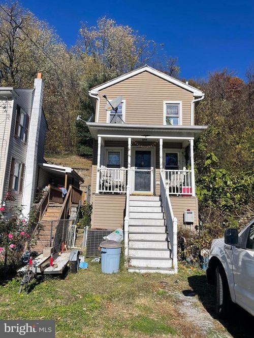 18828 Sandyhook Rd, KNOXVILLE, MD, 21758-1325 | Card Image