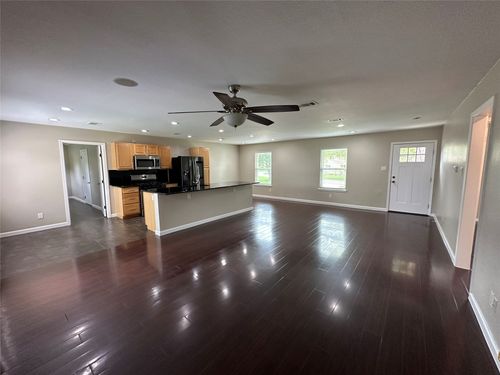 4902 Winding Trl, Austin, TX, 78745-1550 | Card Image