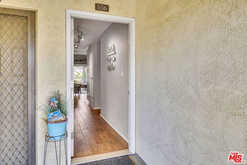 556 Ebbtide Circle, Port Hueneme, CA, 93041 | Card Image