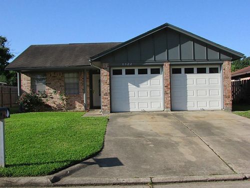 1322 Kappa St, Pasadena, TX, 77504-3921 | Card Image