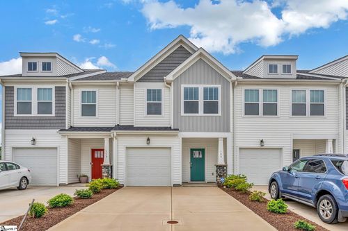 108 Marston Ln, Greenville, SC, 29611-1814 | Card Image