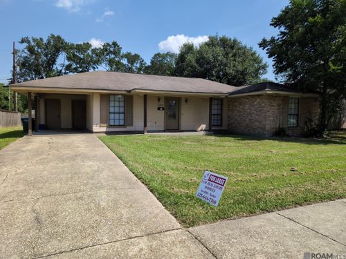 1222 E Grace St, Gonzales, LA, 70737-4316 | Card Image