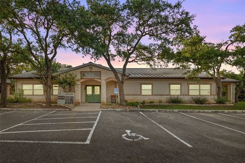 d-800 W Highway 290, Dripping Springs, TX, 78620-4191 | Card Image
