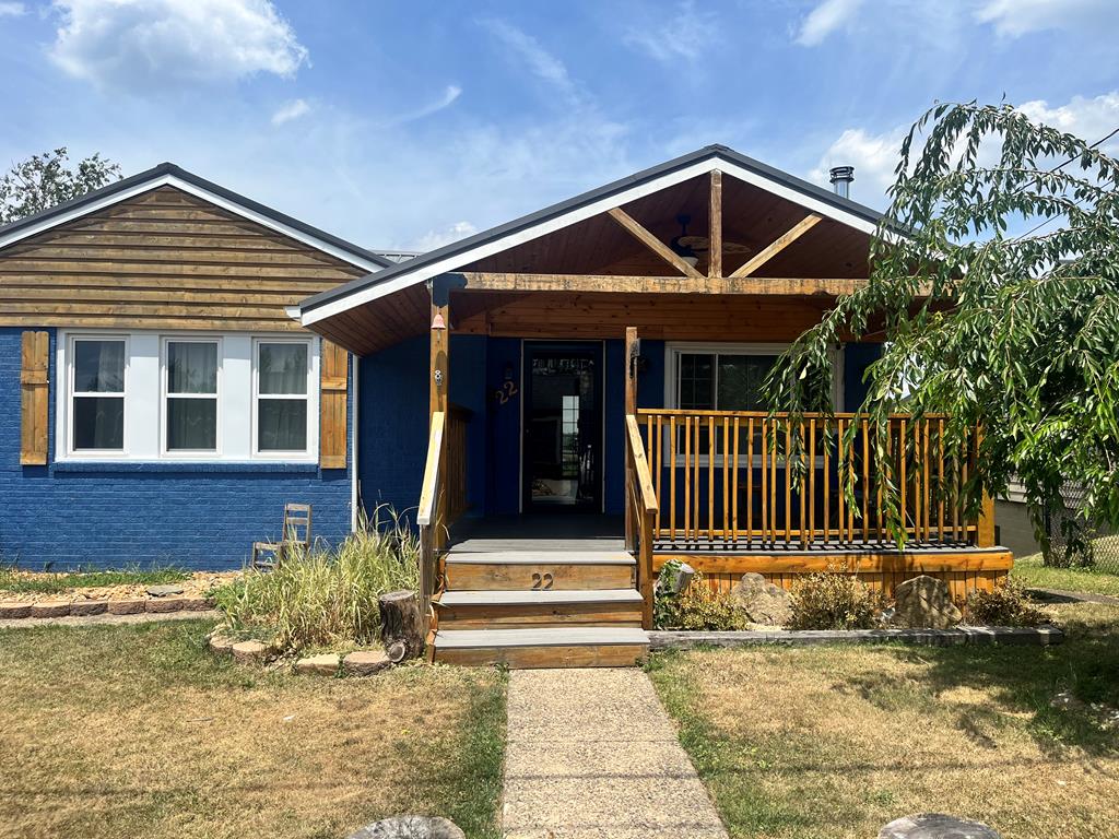 Elm Ln, Wheeling, WV 26003