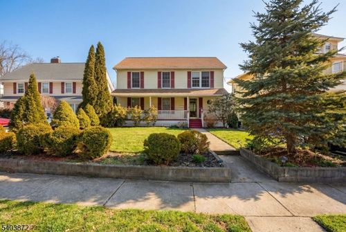 39 Woodland Rd, Bloomfield, NJ, 07003-5209 | Card Image