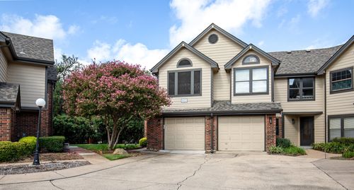 11-422 Santa Fe Trl, Irving, TX, 75063-4737 | Card Image