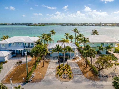 425 Harbour Dr, Duck Key, FL, 33050-3801 | Card Image