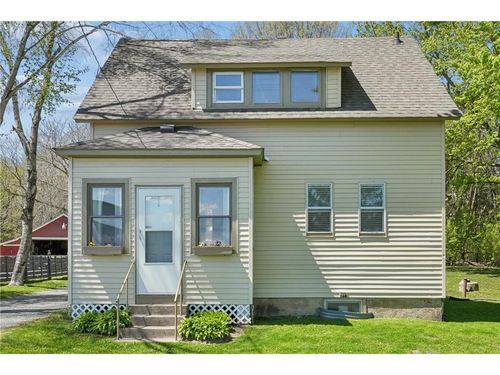 307 State Road 35, Osceola, WI, 54020-4104 | Card Image