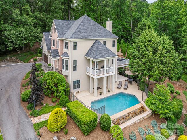 1 Hickory Rdg, House other with 4 bedrooms, 5 bathrooms and null parking in Fletcher NC | Image 44