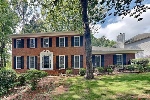 4614 Blakedale Cir Ne, Roswell, GA, 30075-1979 | Card Image
