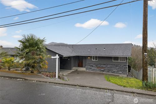 2404 Bloyd Street, Kelso, WA, 98626 | Card Image
