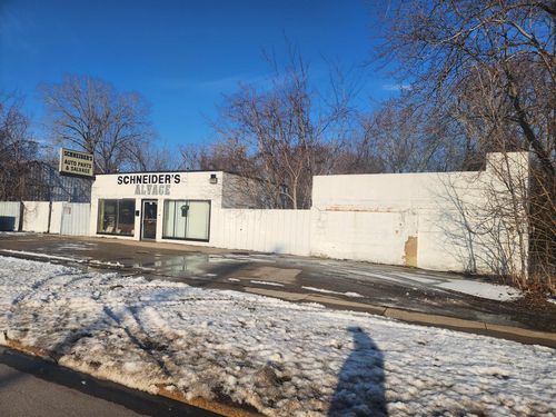8521 Sheridan Road, Kenosha, WI, 53143 | Card Image