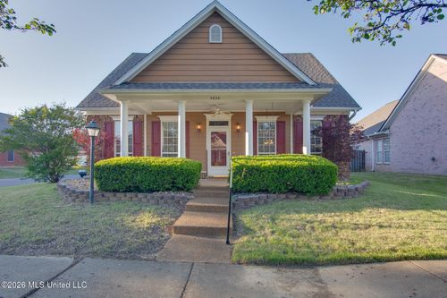 4628 Stone Cross Drive, Olive Branch, MS, 38654 | Card Image