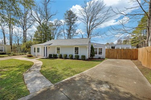 3940 Forrest Ct, Atlanta, GA, 30341-1613 | Card Image