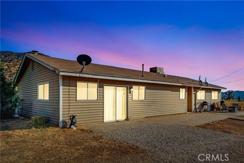 21508 Walker Basin Rd, Caliente, CA, 93518 | Card Image