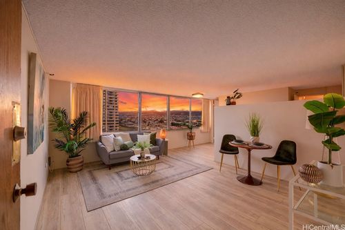 apt-1706a-1060 Kamehameha Hwy, Pearl City, HI, 96782-2561 | Card Image