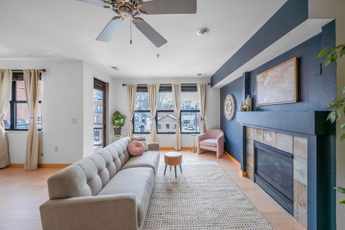 304-808 Williamson Street, Madison, WI, 53711-3978 | Card Image