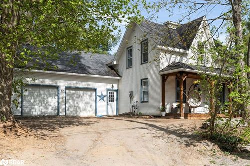 57 Woodward St, Bracebridge, ON, P1L1J8 | Card Image
