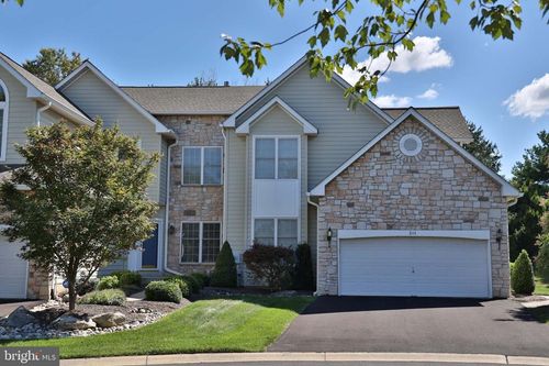 207 Birkdale Dr, BLUE BELL, PA, 19422-3265 | Card Image