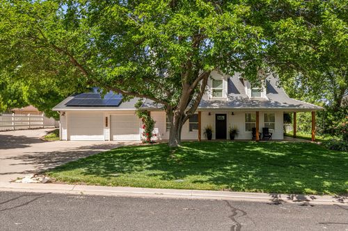 246 W Mountain Charm Rd, Toquerville, UT, 84774-5024 | Card Image