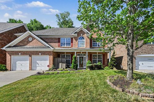 10812 Clark St, Davidson, NC, 28036-7613 | Card Image