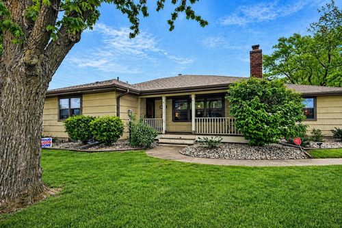 8845 Grace St, Highland, IN, 46322-1329 | Card Image