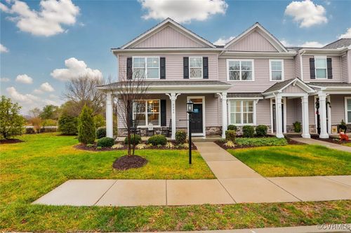 8400 Scott Pl, Richmond, VA, 23227-1102 | Card Image