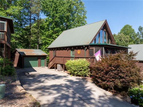 125 Briar Ct, Seneca, SC, 29672-6901 | Card Image