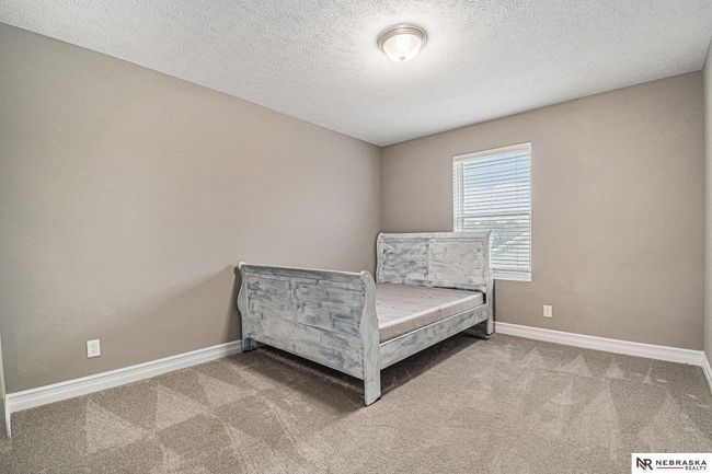 18514 Olive Cir, House other with 4 bedrooms, 4 bathrooms and 3 parking in Omaha NE | Image 27