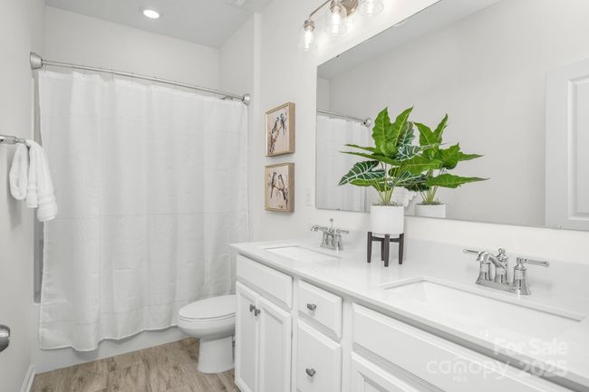 Hall bath upstairs with double sinks | Image 19