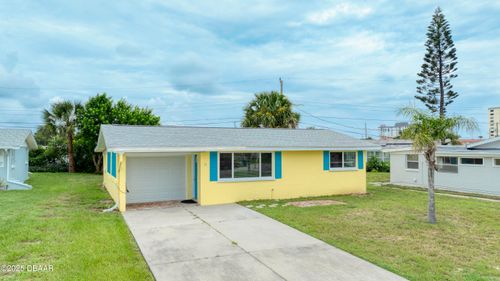 13 Azalea Dr, Ormond Beach, FL, 32176-3507 | Card Image