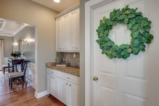 8 Valley View Dr, House other with 4 bedrooms, 5 bathrooms and 6 parking in North Grafton MA | Image 18